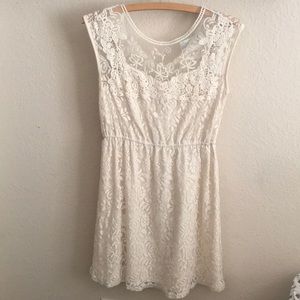 Short lace wedding dress